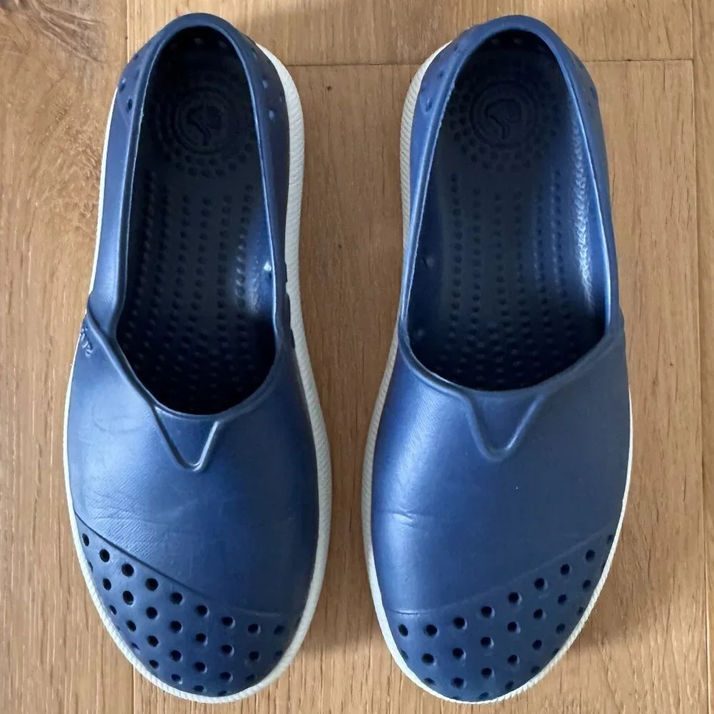 Native Shoes Kids Verona Boat Shoe Navy Blue Size C12 Nautical Waterproof
